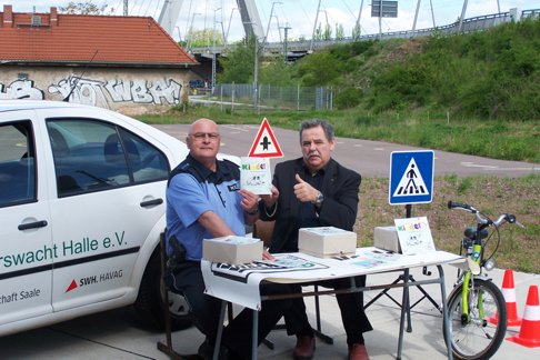 Kinder im Strassenverkehr 2015 - Übergabe an Michael Zech (Polizeihauptmeister)